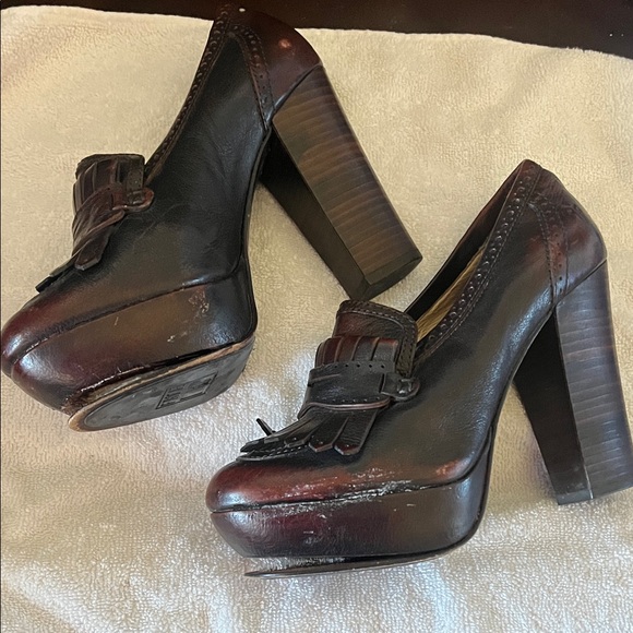 Frye Shoes - FRYE Naiya Kiltie Moc High Heeled Pumps 7M FLAWED